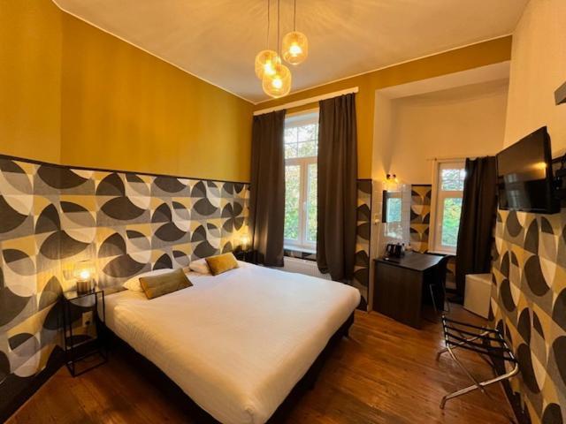 Chambre Familiale avec Salle de Bains Commune